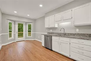 935 Lenox Hill Ct NE, Atlanta, GA 30324 - Photo 13