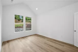 2050 Morehouse Dr NW, Atlanta, GA 30314 - Photo 19