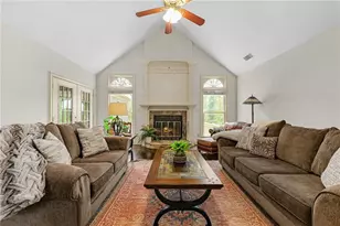 160 Fairway Ridge Dr, Johns Creek, GA 30022 - Photo 3