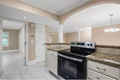 141 Amherst Place NW, Atlanta, GA 30327 - Photo 17