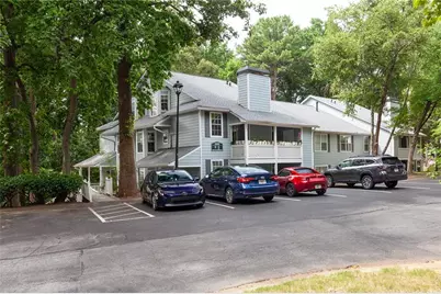 4080 Riverlook Parkway SE #201, Marietta, GA 30067 - Photo 5