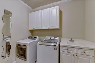 9848 Talisman Dr, Johns Creek, GA 30022 - Photo 55