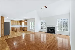 3805 Jones Creek Dr, Buford, GA 30519 - Photo 11