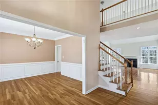 3805 Jones Creek Dr, Buford, GA 30519 - Photo 9