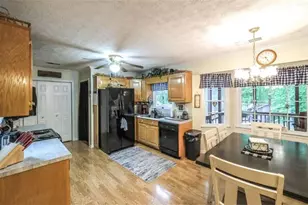 712 Honeysuckle Ln, Temple, GA 30179 - Photo 9