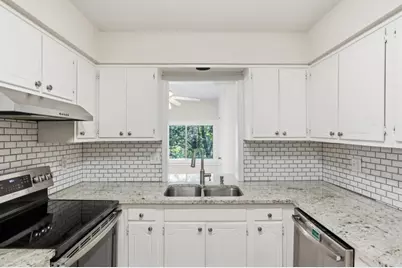 53 Chaumont Square NW, Atlanta, GA 30327 - Photo 19