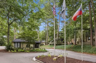 53 Chaumont Square NW, Atlanta, GA 30327 - Photo 33