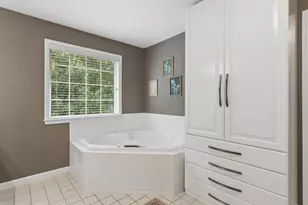 1875 La Dawn Ln NW, Atlanta, GA 30318 - Photo 39