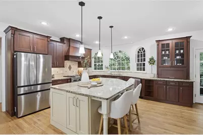 10670 Kingsmark Trail, Alpharetta, GA 30022 - Photo 11
