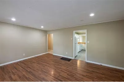808 Meadow Place, Marietta, GA 30062 - Photo 5