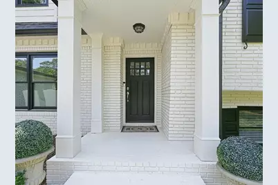 1350 Battleview Drive NW, Atlanta, GA 30327 - Photo 11