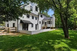 1350 Battleview Dr NW, Atlanta, GA 30327 - Photo 25