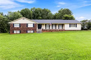 2405 Post Oak Tritt Rd, Marietta, GA 30062 - Photo 1