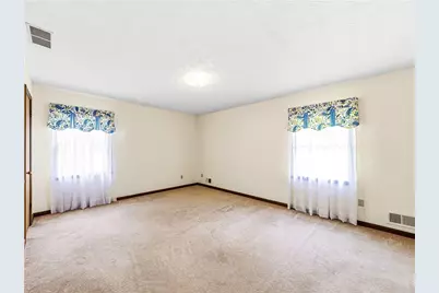 2405 Post Oak Tritt Road, Marietta, GA 30062 - Photo 19