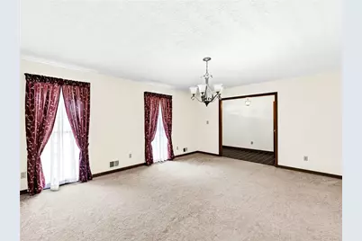 2405 Post Oak Tritt Road, Marietta, GA 30062 - Photo 7
