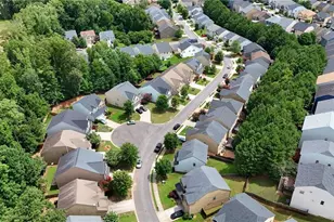 3923 King Fisher Dr, Atlanta, GA 30349 - Photo 27