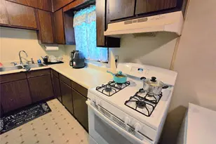 7109 Green Acres Dr SW, Covington, GA 30014 - Photo 3