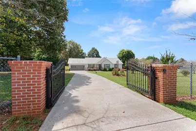 5820 Steve Black Road, Clermont, GA 30527 - Photo 5