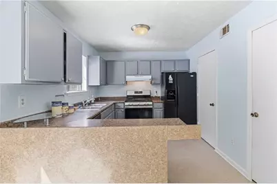 5556 Weatherford Road, Norcross, GA 30093 - Photo 9