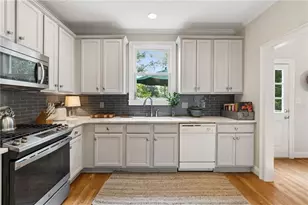 941 Tilden St NW, Atlanta, GA 30318 - Photo 19