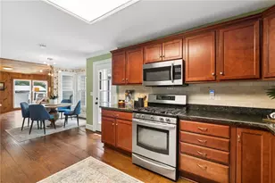 528 Powder Springs Street SE, Smyrna, GA 30082 - Photo 11