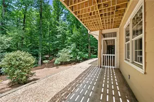 9335 Huntcliff Trce, Sandy Springs, GA 30350 - Photo 63