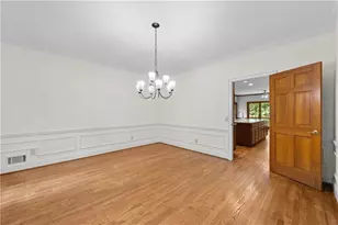 9335 Huntcliff Trce, Sandy Springs, GA 30350 - Photo 9