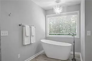 9335 Huntcliff Trce, Sandy Springs, GA 30350 - Photo 35