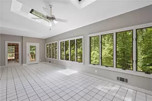 9335 Huntcliff Trce, Sandy Springs, GA 30350 - Photo 21