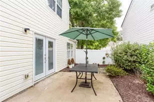 126 W Oaks Pl, Woodstock, GA 30188 - Photo 23