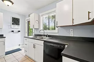 1466 E Rock Springs Rd NE, Atlanta, GA 30306 - Photo 5
