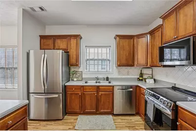 260 Wildcat Lake Dr, Lawrenceville, GA 30043 - Photo 5