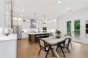 13390 Bishops Ct, Roswell, GA 30075 - Photo 15