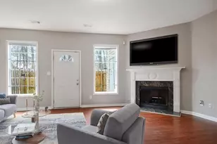 4852 Hairston Park Square, Stone Mountain, GA 30083 - Photo 9