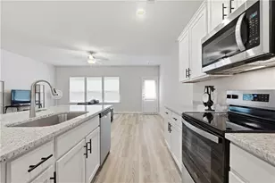 3939 Hidden River Ln, Oakwood, GA 30566 - Photo 9