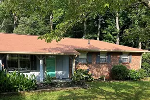 130 Shaw Dr, Fairburn, GA 30213 - Photo 1