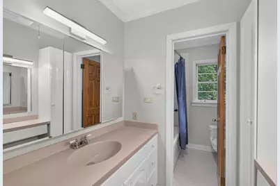 5274 Powers Ferry Road NW, Sandy Springs, GA 30327 - Photo 23