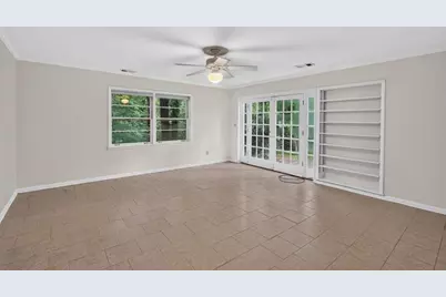 5274 Powers Ferry Road NW, Sandy Springs, GA 30327 - Photo 27