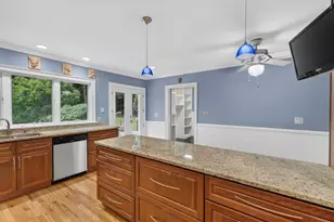 5274 Powers Ferry Rd NW, Atlanta, GA 30327 - Photo 13