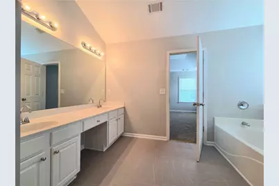 621 Roxtree Court, Buford, GA 30518 - Photo 17
