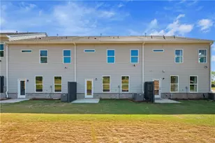 3649 Donovan Cir, Loganville, GA 30052 - Photo 25