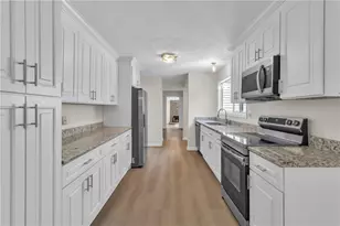 661 Bantry Ln, Stone Mountain, GA 30083 - Photo 3
