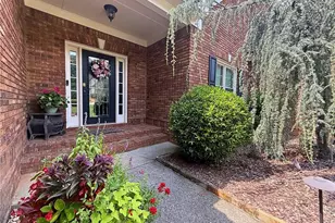 2653 White Rock Dr, Buford, GA 30519 - Photo 3