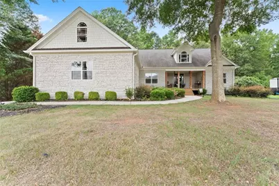 860 Lakeview Drive, Commerce, GA 30529 - Photo 3