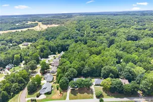 860 Lakeview Dr, Commerce, GA 30529 - Photo 77