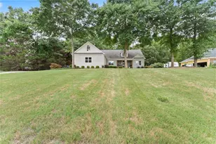 860 Lakeview Dr, Commerce, GA 30529 - Photo 5