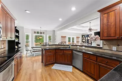 860 Lakeview Drive, Commerce, GA 30529 - Photo 27