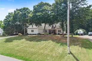 860 Lakeview Dr, Commerce, GA 30529 - Photo 11