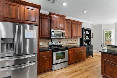 860 Lakeview Drive, Commerce, GA 30529 - Photo 25