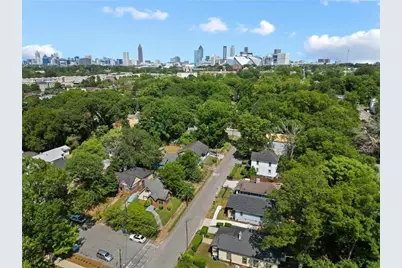 221 Napoleon Drive SW, Atlanta, GA 30314 - Photo 11